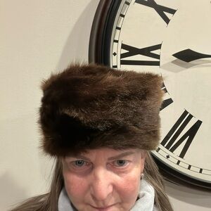 Vintage beaver pill box hat